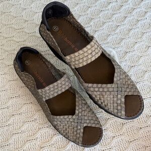 Bernie Mev Woven Silver Sandals size 41